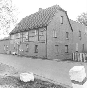 Belgershain-Rohrbach. Gasthof Rohrbach (19. Jh.). Straßenansicht