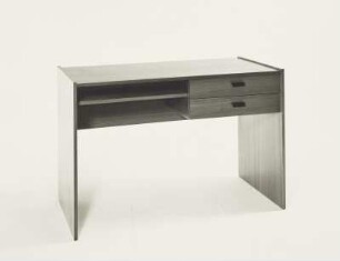 Schreibtisch (Modell MR 75)