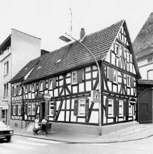 Bad Nauheim, Hauptstraße 36