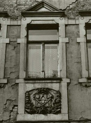 Dresden-Neustadt, Louisenstraße 67. Wohnhaus (1900). Fenster (2. Obergeschoß)