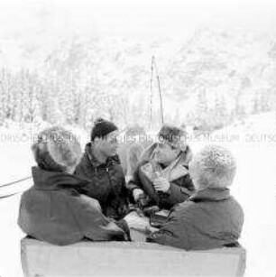Pferdeschlittenfahrt bei Zakopane in der DDR-Wintertourismusregion Hohe Tatra (Karpaten) in Polen