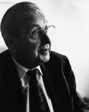 Hans-Dietrich Genscher (geb. 1927; deutscher Politiker, Bundesminister). Bonn, 1992