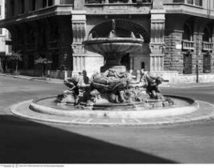Fontana delle Rane