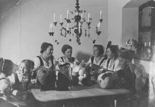 Volkskunstgruppe aus dem Erzgebirge : Volkskunst aus dem Erzgebirge