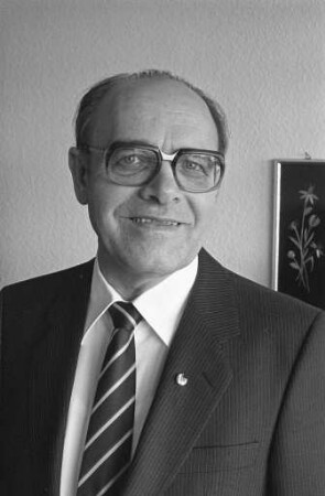 Verleihung des Bundesverdienstkreuzes an den Vorsitzenden des Deutsch-Französischen Freundeskreises DFF Gustav Betz