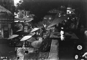 Ghat in Varanasi (Deutsche Indien-Expedition 1926/1929 - 6. Nordindien)