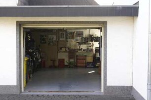 Garage mit eingebauter Werkstatt