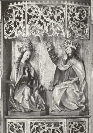 Marienkrönung : Bad Lausick, Kilianskirche, Marienkrönung im Mittelschrein des Schnitzaltars