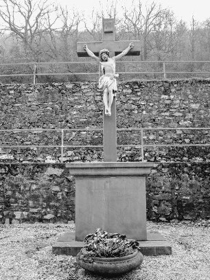 Friedhofskreuz; Rüdesheim, Niederwaldstraße 48 (Friedhof)