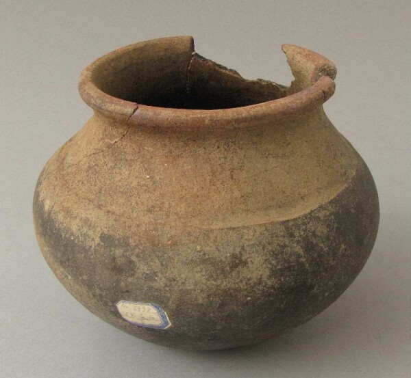 Clay vessel