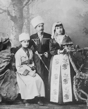 Grusinische Familie : Länderkunde | Ethnographie, Asien | Russland