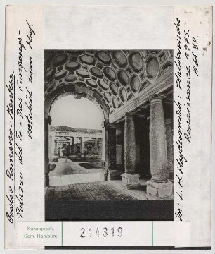Mantua: Palazzo del Tè, Vestibül Richtung Hof. Giulio Romano