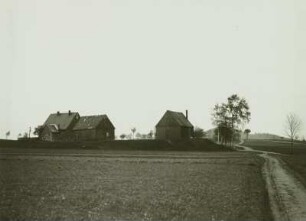 Schneeberg-Neustädtel, Grube Wildschwein. Blick von Südwesten auf Halde mit Zechengebäuden