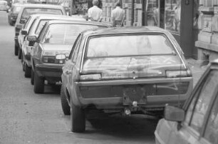 Stillgelegte Autowracks im Karlsruher Stadtgebiet