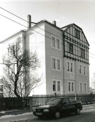 Radebeul. Wohnhaus, Gartenstraße 49 (um 1900). Straßenansicht