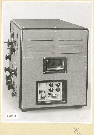 Überlagerungsmessempfänger Typ HF 2840, Seitenansicht, Foto 1954