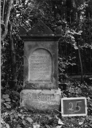 Grabstein 25