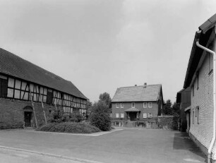 Hofanlage; Alsfeld, Am Schloßberg 13