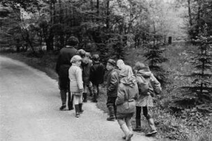 Kindergruppe aus dem Kinderheim