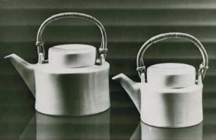Teekannen "21-35" und "21-80" der Melitta-Werke Bentz & Sohn