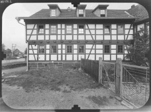 Suhl, An der Hasel 1. Gasthaus "Goldener Hirsch". Hoffront (Teilansicht)