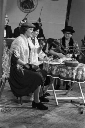 1. Große Karneval-Gesellschaft 1908 Durlach e.V. Prunksitzung in der Festhalle Durlach anlässlich des 70jährigen Bestehens