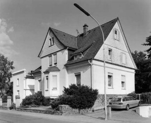 Wohnhaus, Lagerhalle und Reste der Einfriedung; Lauterbach, Lindenstraße 73