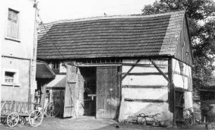 Nebelschütz-Piskowitz. Ehem. Windmühlengehöft, alte Scheune