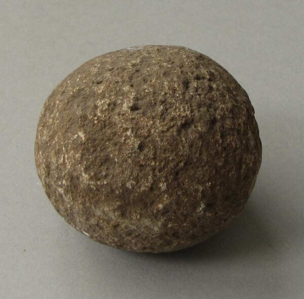 Boule de pierre