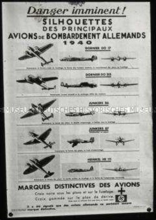 Foto eines französischen Informationsplakates zu deutschen Bombenflugzeugen und deren Erkennungsmerkmalen