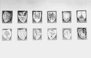 Offenburg: Wappen im Landratsamt, Reihe