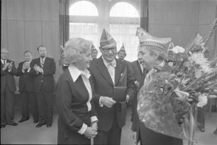 Verleihung der Ehrenmedaille der Stadt Karlsruhe an den Präsidenten des Festausschusses Karlsruher Fastnacht Alfred Demmer