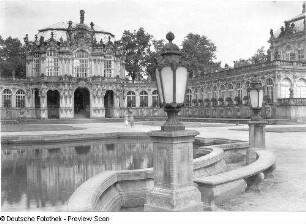 Zwinger (1709/1728; M. D. Pöppelmann). Wallpavillon und nördliche Bogengalerie