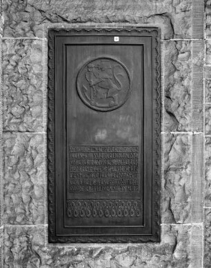 Tafel mit dem Düsseldorfer Stadtwappen
