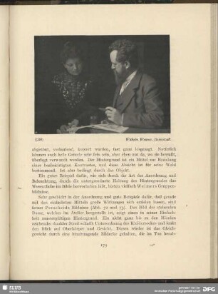 [Frau und Mann gemeinsam eine Zeitung lesend]