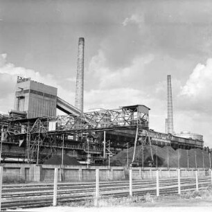 Entscheidung des Gemeinderats über die Stillegung des Karlsruher Gaswerks im Jahr 1967 oder 1968.