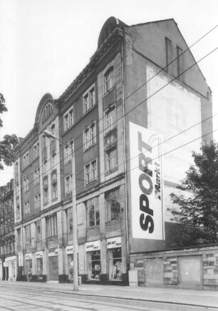 Dresden-Neustadt, Königsbrücker Straße 38. Wohn- und Geschäftshaus (1909-1910). Straßenansicht