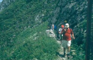 Italienische Touristen auf dem sogenannten Landsturmweg