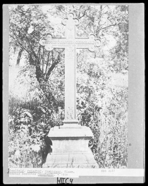 Grabkreuz der Sophie Dorothea Gernhard, gestorben 1859