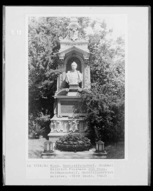 Grabmal Heinrich von Hess, Freiherr und Feldmarschall, verstorben 1870