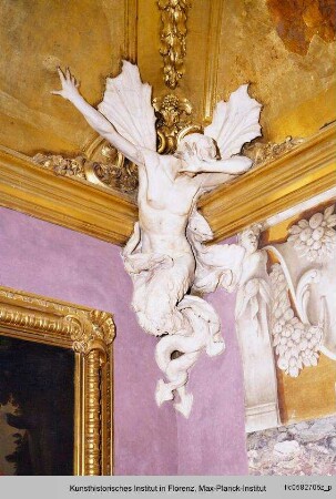Serie von Stuckfiguren : Entsetzer Satyr