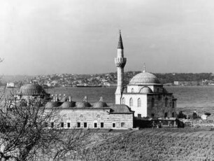 Moschee in Istanbul, Türkei, aus der Serie 'Die Welt des Tabaks'