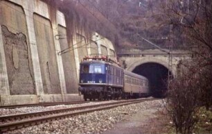 Stuttgart Feuerbach Pragtunnel Nordportal Ferngleis Lok 118 047