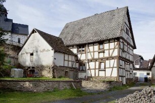 Wohnhaus; Weilrod, Dorfstraße 4