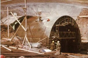 Schönbuchtunnel, km 607,724 - 608,350 Querstollen