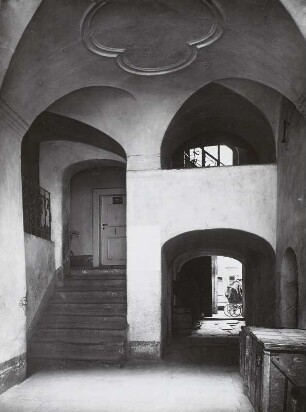 Hausflur und Treppenhaus