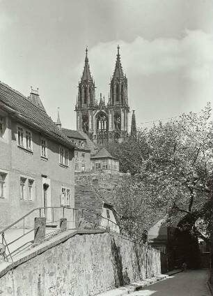 Hohlweg : Meißen. Hohlweg. Blick gegen die Domtürme