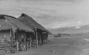 Siedlung (Lateinamerika-Aufenthalte 1928/1942 – Album Das Vulkanland im Süden Kolumbiens. I. Teil, 1940)