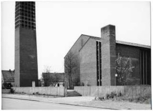 Evangelische Kirche, Gütersloh: Aufgang von der Straße