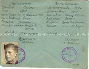 Provisorischer Personalausweis aus der Besatzungszeit nach dem 2. Weltkrieg (in vier Sprachen)